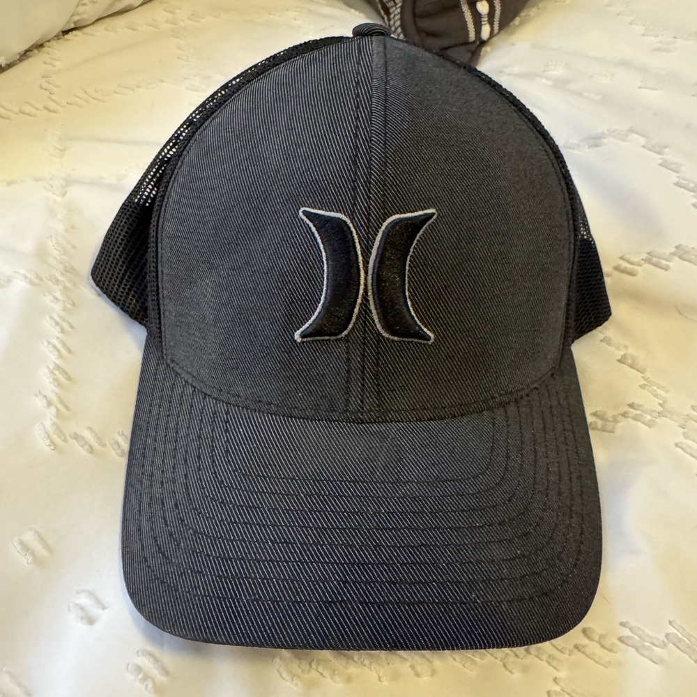 Hurley Black Hat